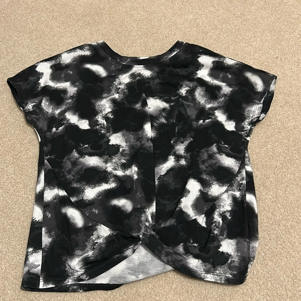 Top with knot at the bottom